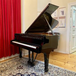 Steinway & Sons B-211 von 1988 in Schwarz glänzend